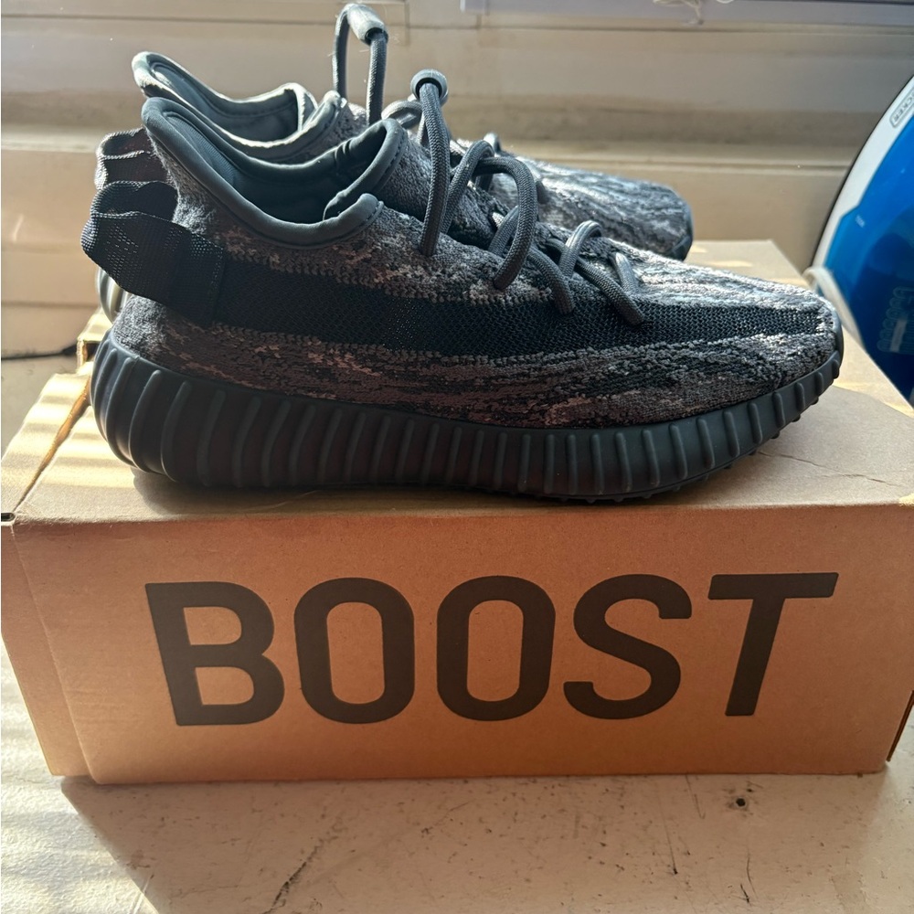Adidas Yeezy Boost 350 V2 in Black and Gray